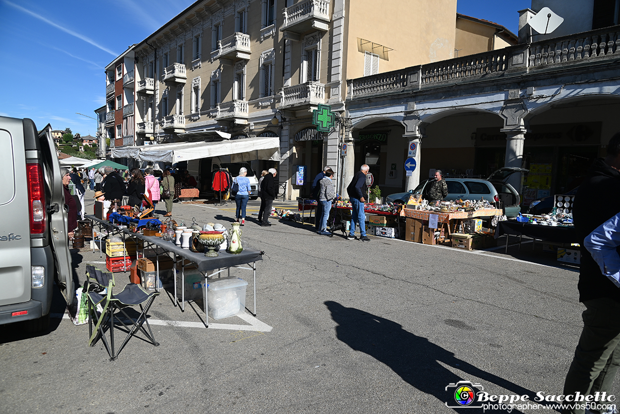 VBS_0159 - Mercatino dell'Antiquariato e dell'Hobbismo - Settembre 2024.jpg